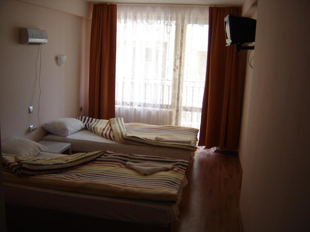 Central Park Family Hotel Kavarna Pokoj fotografie